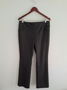 New York & Company Black, Red, Green and Gray Plaid Pull On Pants